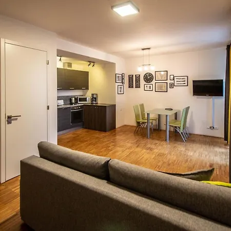 Modern With Balcony And Garage * Prague